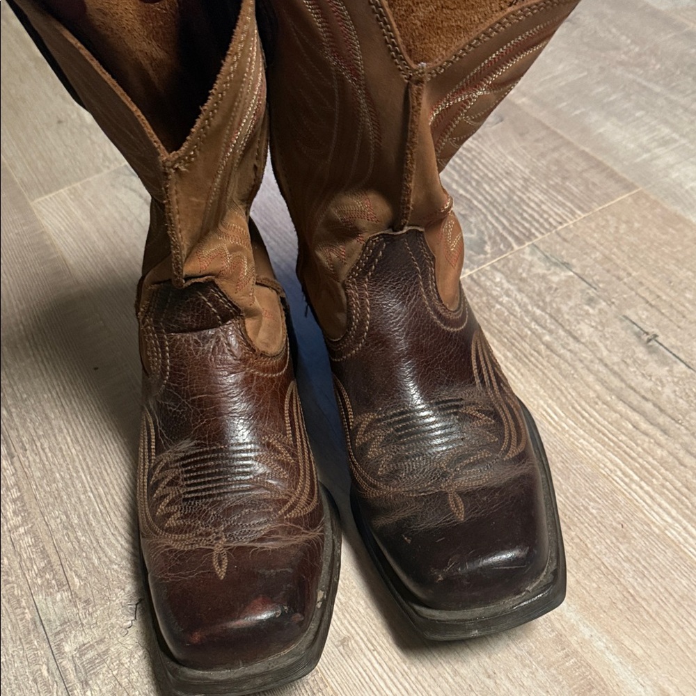Men's Brown Leather Ariat Western Boots